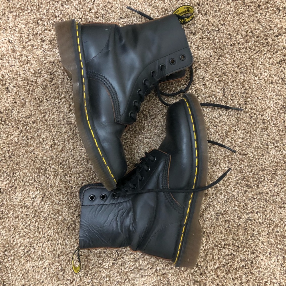 English made Dr. Martens - Picture 2 of 7